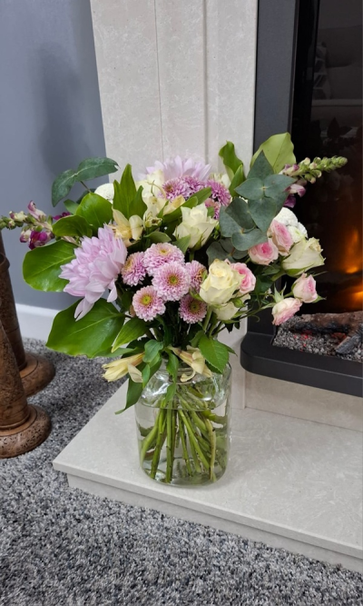 Floral Vase Arrangement - Floral Vase Arrangement